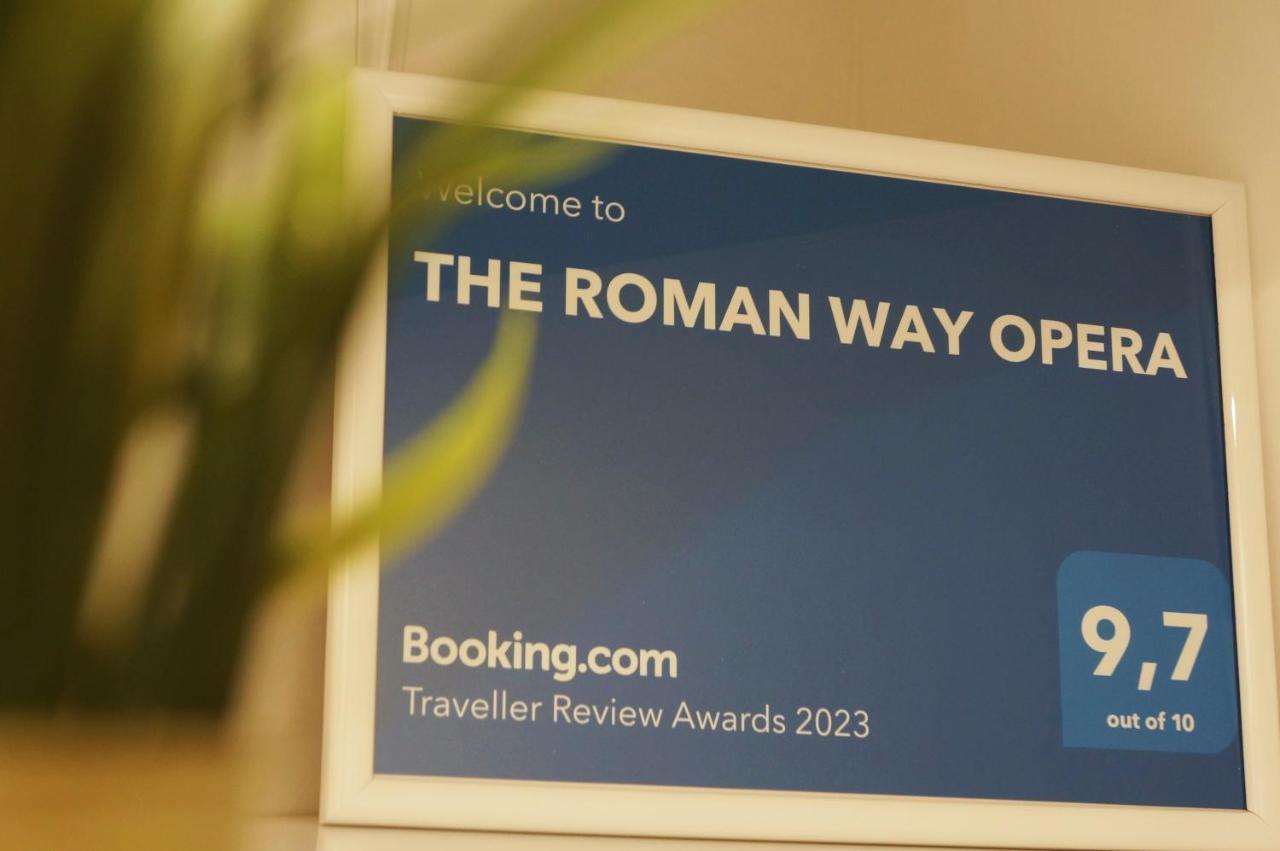 The Roman Way Opera Dış mekan fotoğraf