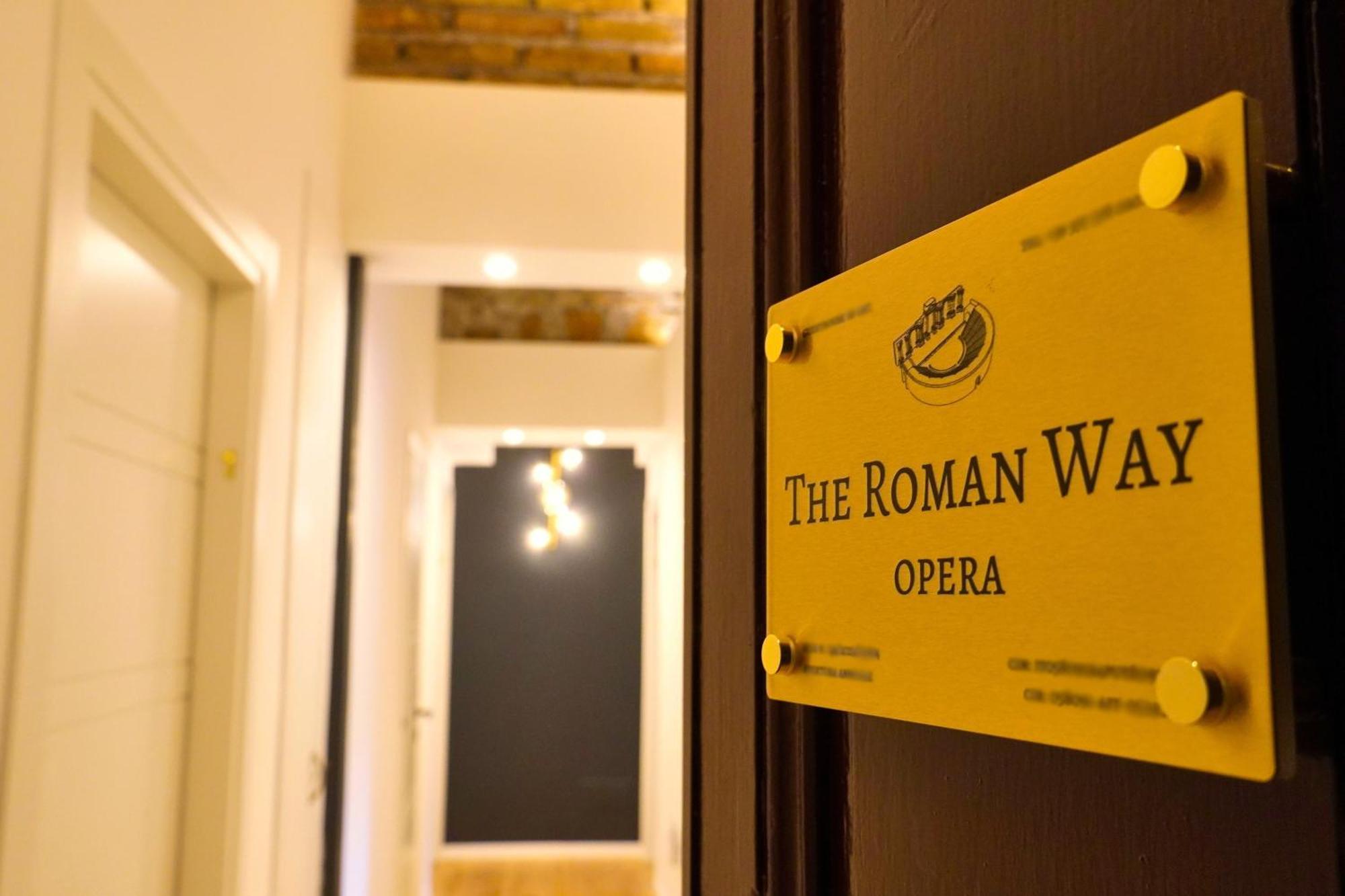 The Roman Way Opera Dış mekan fotoğraf